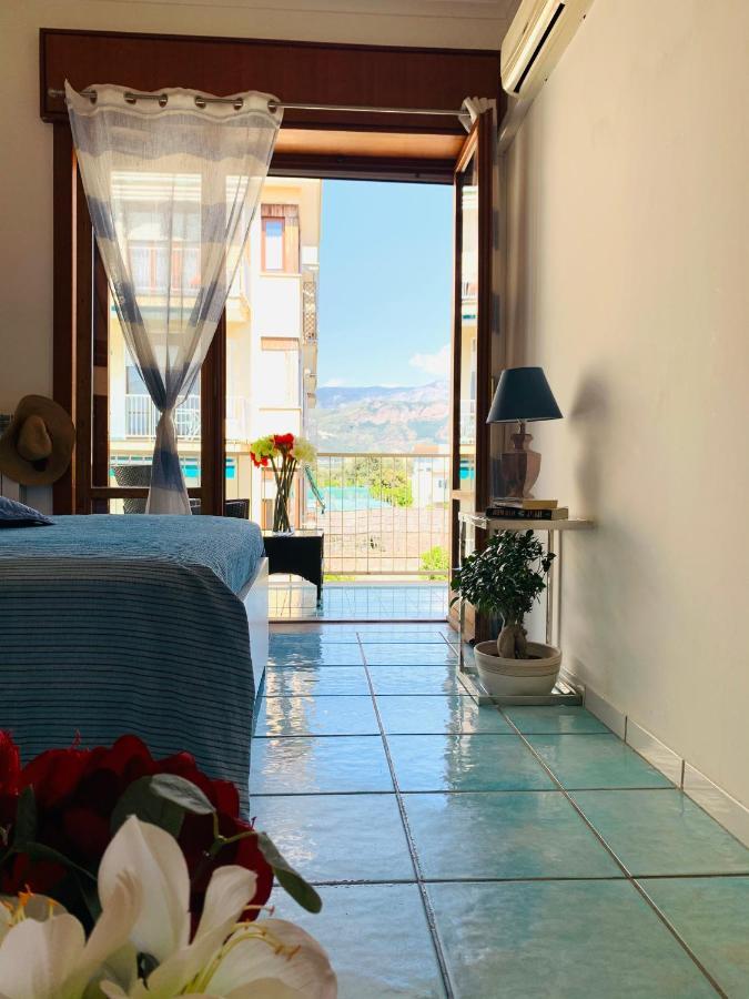 Sorrento Moon Apartment Bagian luar foto