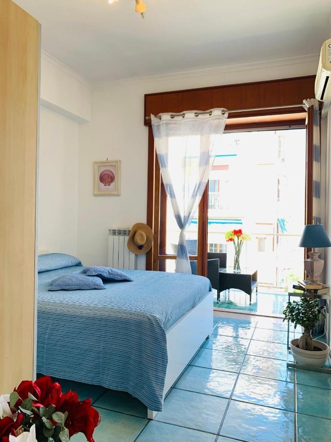 Sorrento Moon Apartment Bagian luar foto