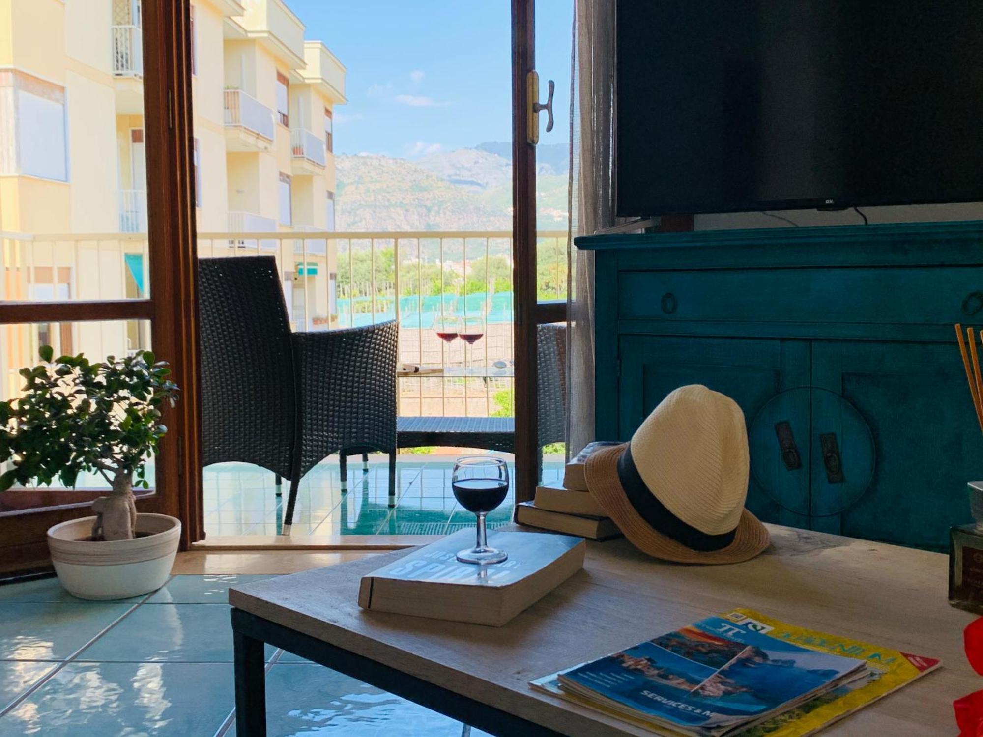 Sorrento Moon Apartment Bagian luar foto