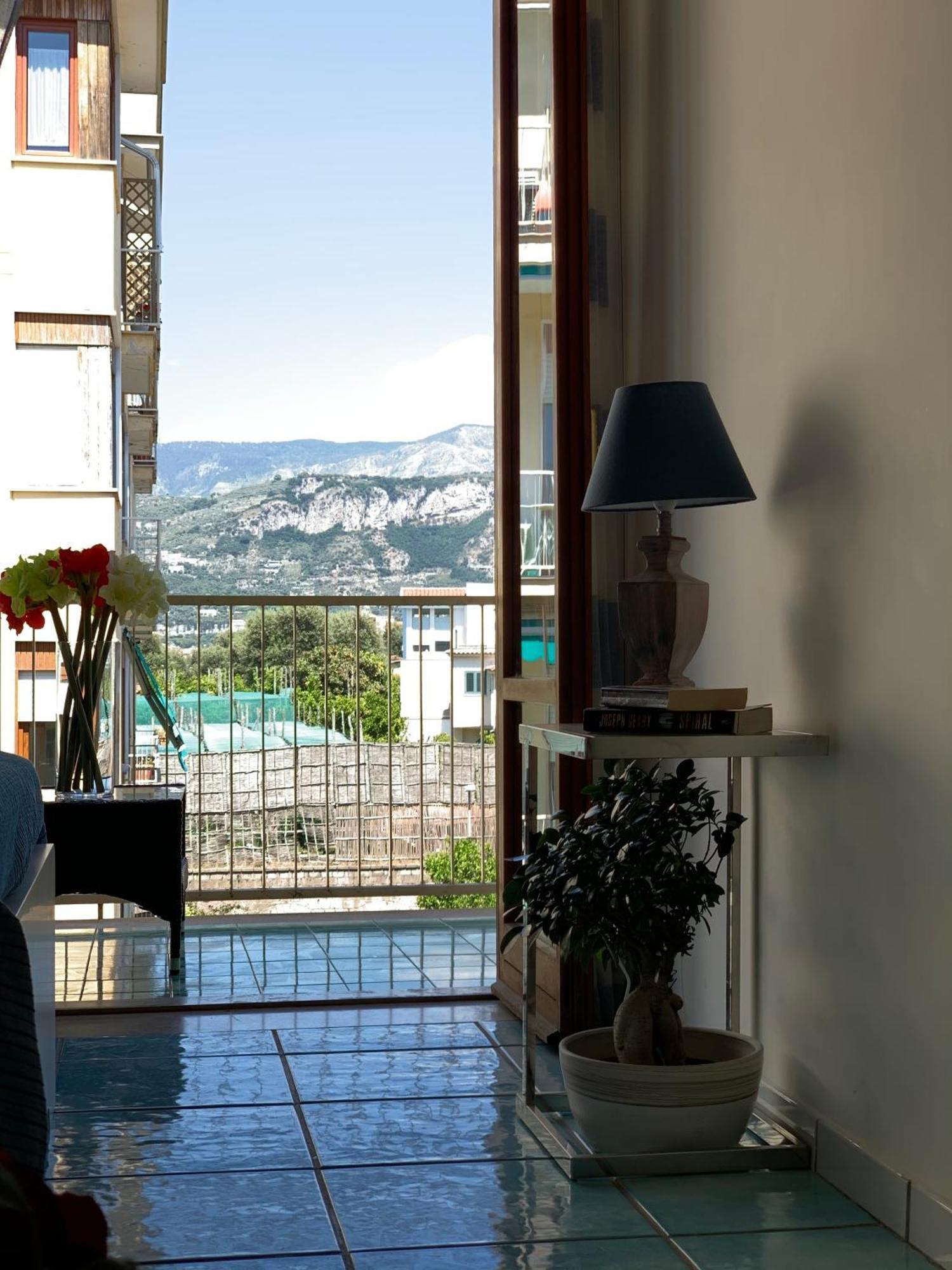 Sorrento Moon Apartment Bagian luar foto